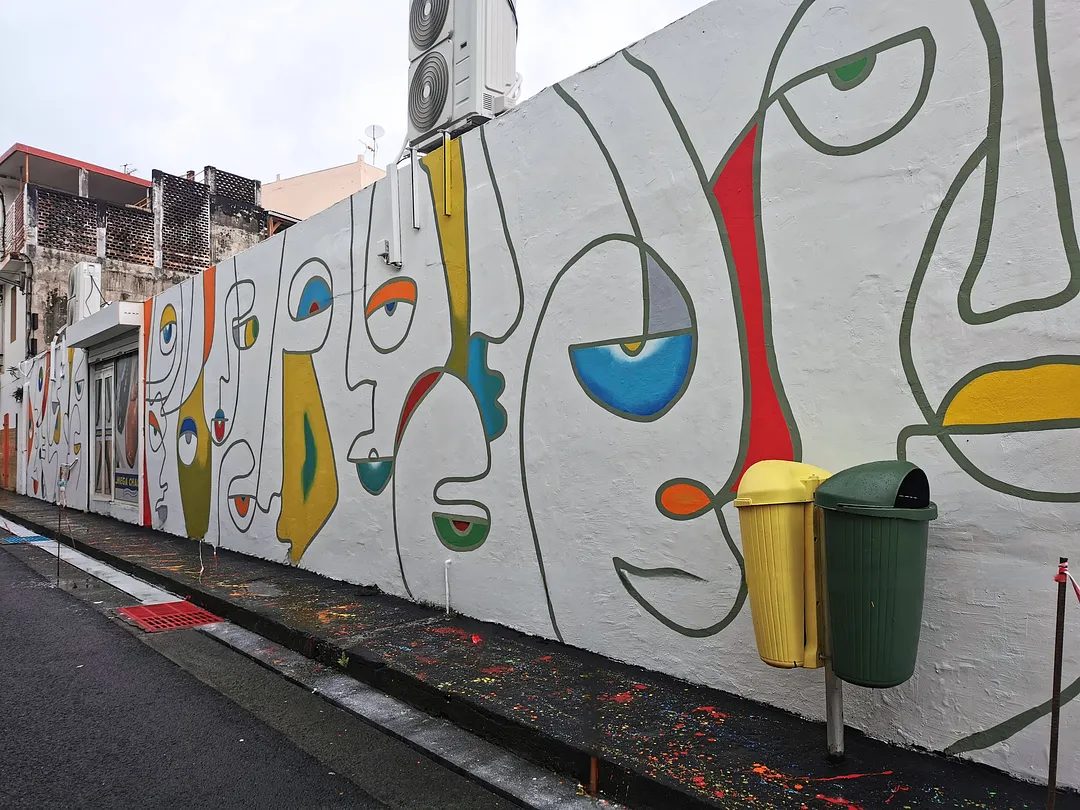 Fresque de Roxane Shade, ARTMADA #2, Rue Isambert